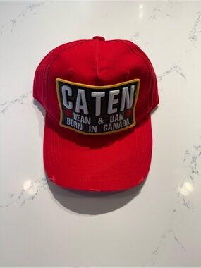 DSQUARED2 Red Baseball Cap with Internal Logo Patch